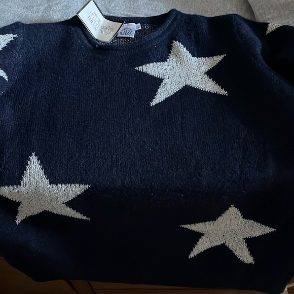 Navy blue crewneck sweater with white star pattern - Picture 1 of 3